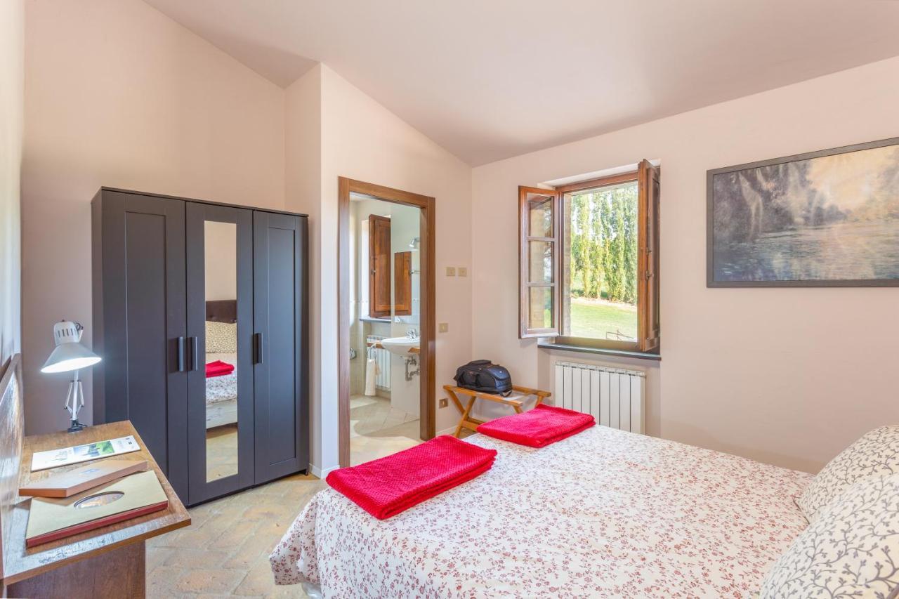 Gh Borgo Pulciano Agriturismo Montone  Luaran gambar