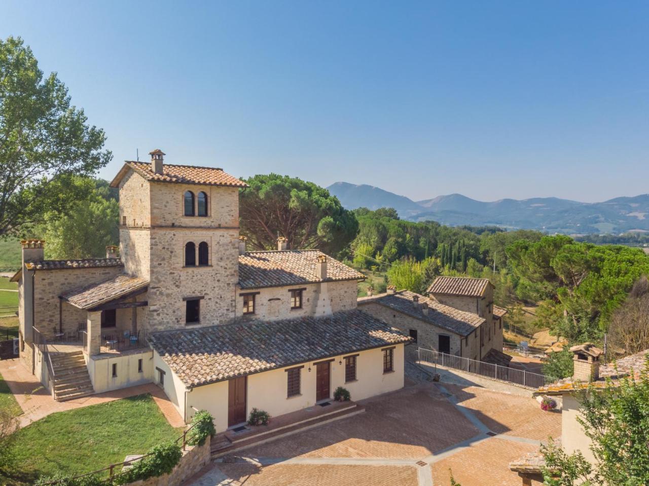 Gh Borgo Pulciano Agriturismo Montone  Luaran gambar