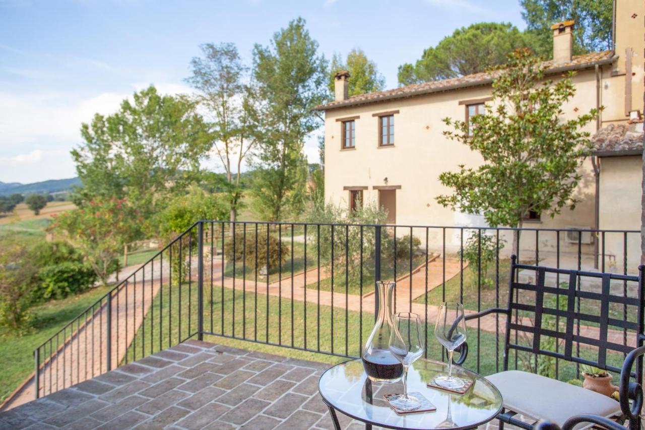 Gh Borgo Pulciano Agriturismo Montone  Luaran gambar