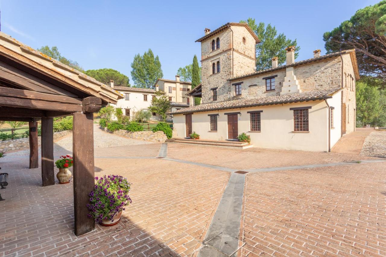 Gh Borgo Pulciano Agriturismo Montone  Luaran gambar